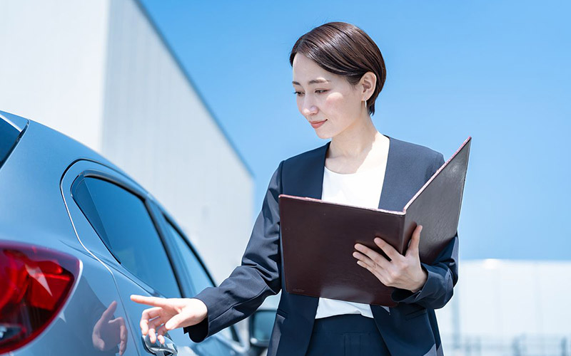 カーリースの返却時に原状回復費用は発生する?相場や料金を抑えるポイントを解説